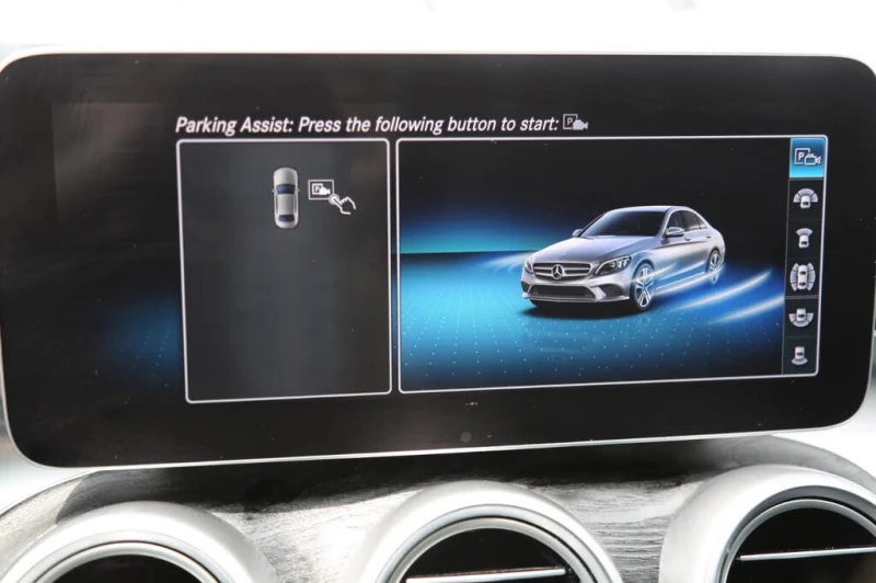 Mercedes-Benz C 300 AMG, BURMESTER, DIGITAL, PANORAMA, DISTRONIC, снимка 12 - Автомобили и джипове - 52661131