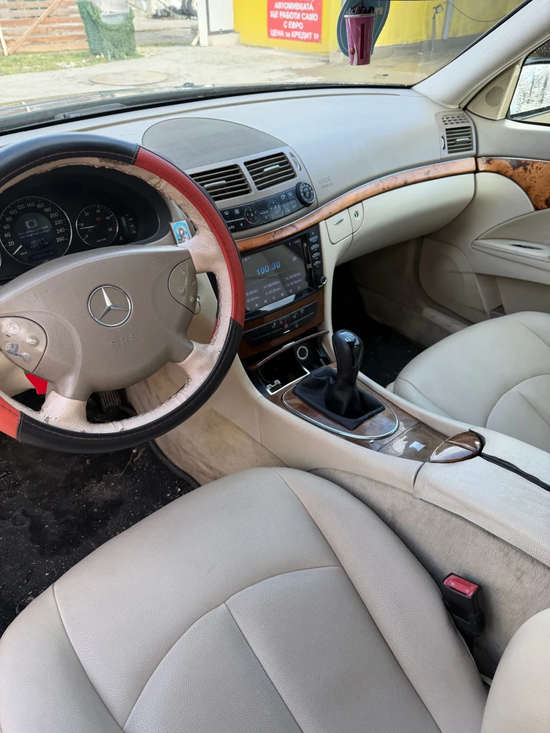 Mercedes-Benz E 220 2.2 цди ръчни скорост 6 , снимка 5 - Автомобили и джипове - 53486700