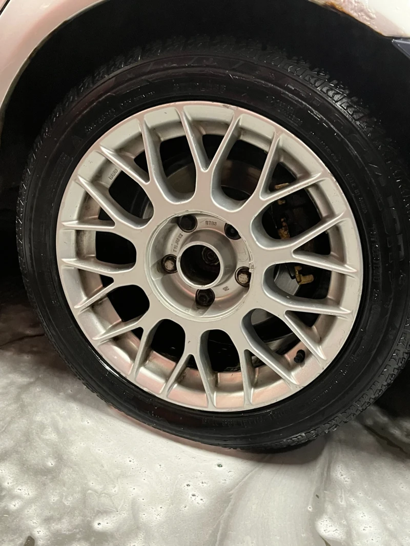 BMW 320, снимка 3 - Автомобили и джипове - 53534628