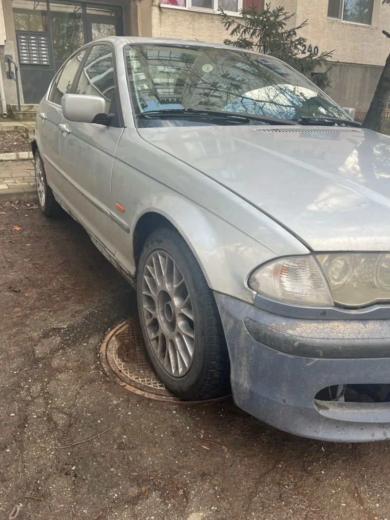 BMW 320, снимка 10 - Автомобили и джипове - 53534628