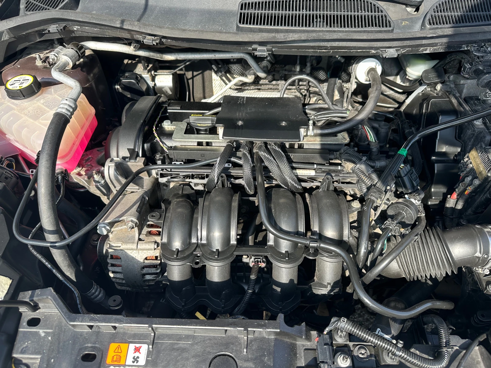Ford Fiesta 1.4 * GPL* KEY LESS*  | Mobile.bg — изображение 15