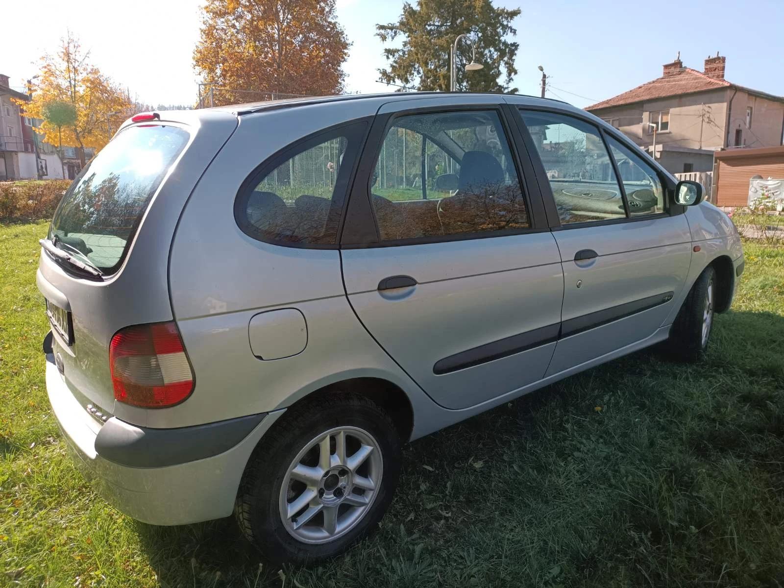 Renault Scenic  - изображение 10