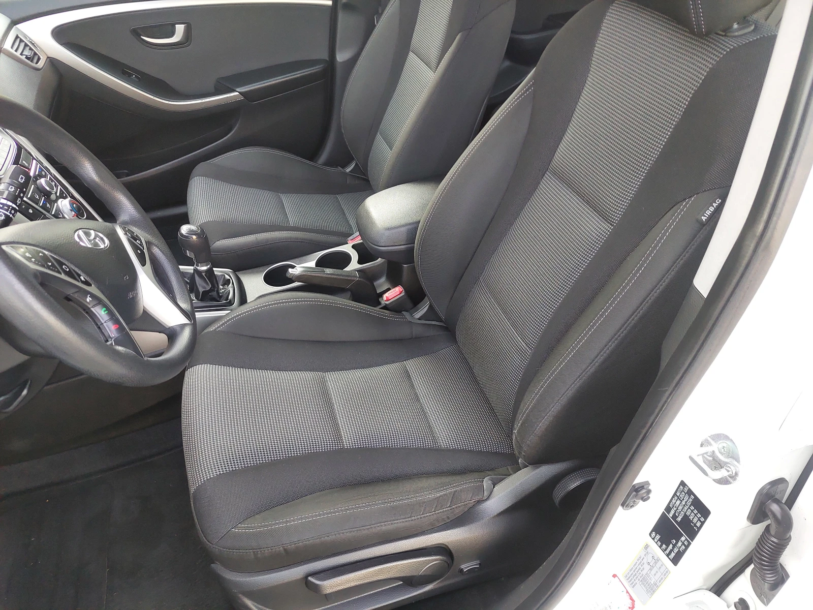 Hyundai I30 1, 6CRDI 110ps  - изображение 7