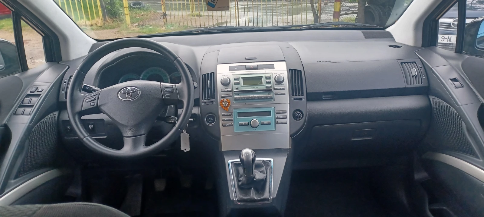 Toyota Corolla verso 1, 8 BENZIN 129кс. - изображение 4