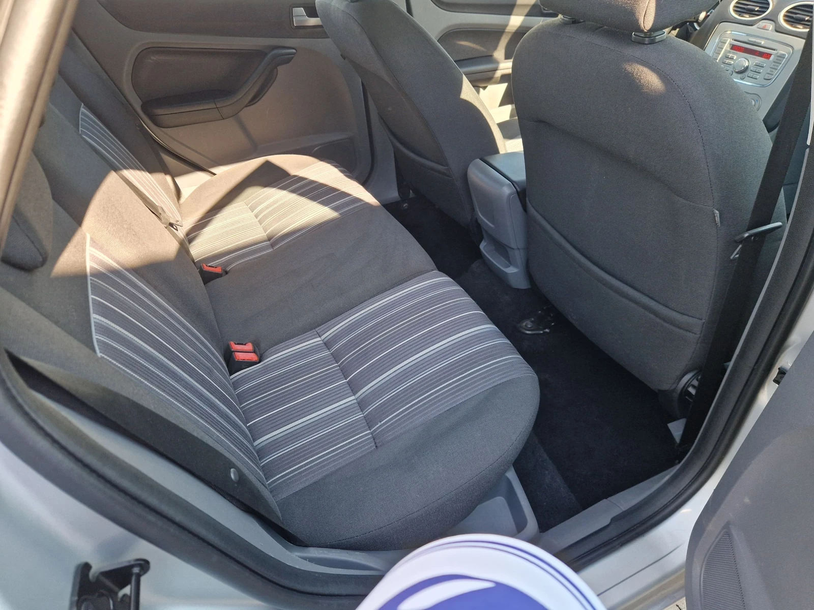 Ford Focus 1.8i  - изображение 8