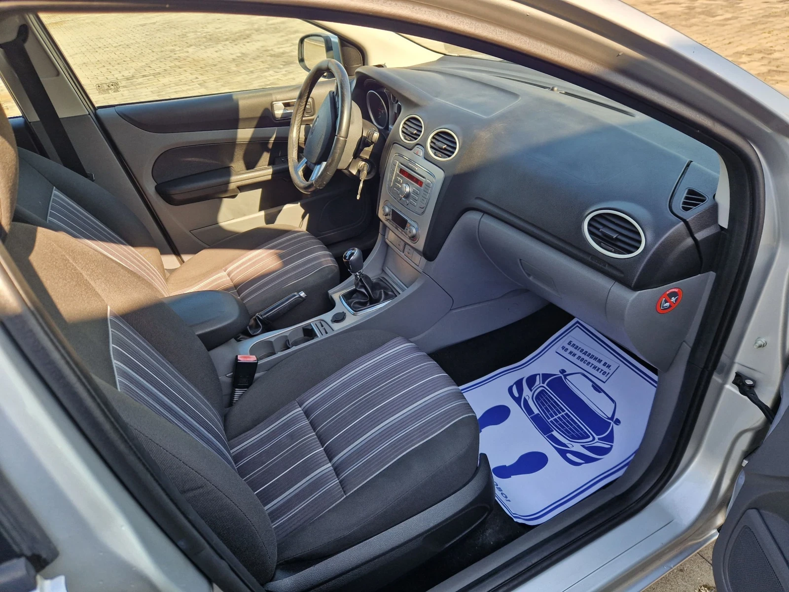 Ford Focus 1.8i  - изображение 7