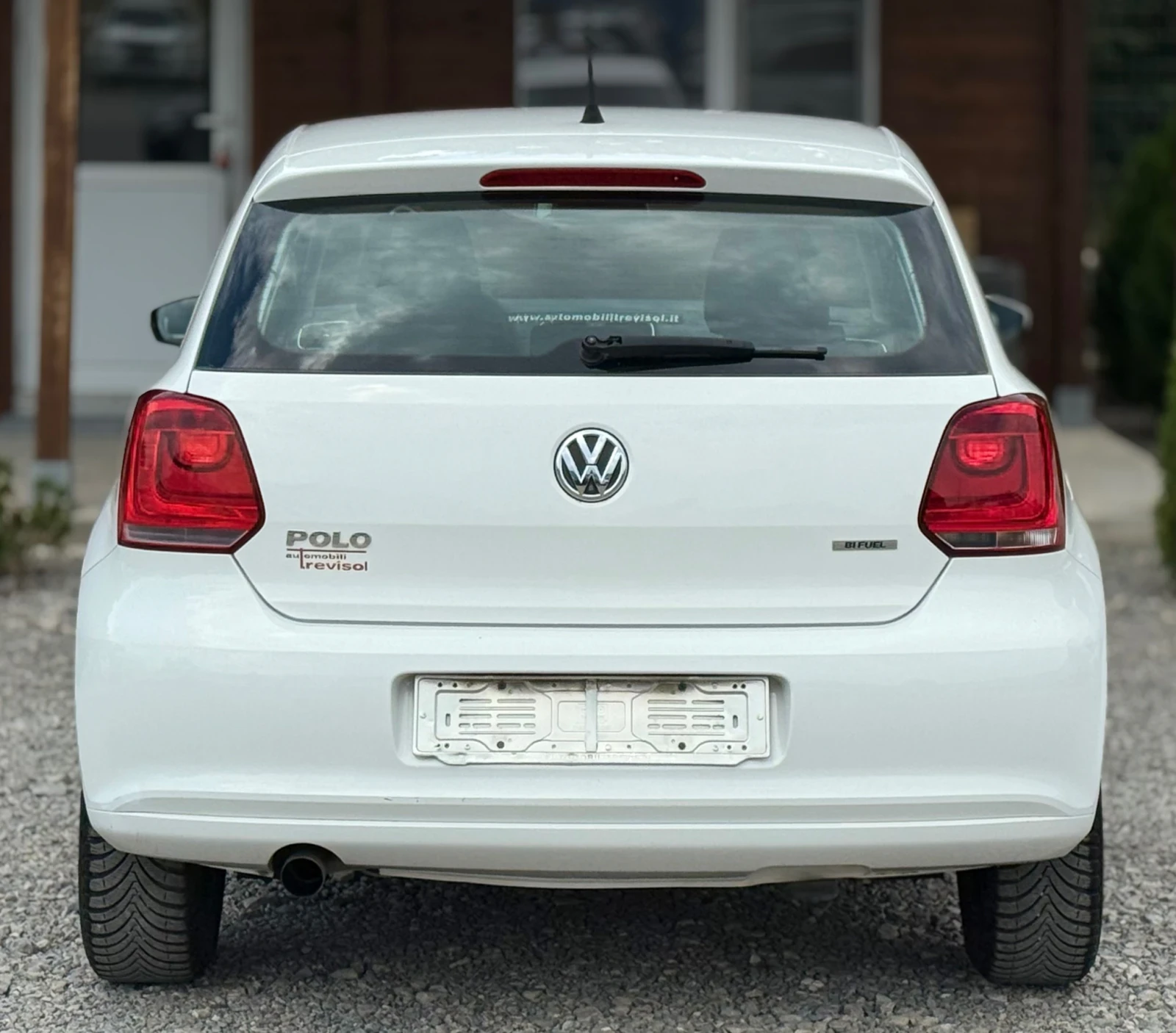 VW Polo 1.6i * ГАЗ* * Климатик*  - изображение 5