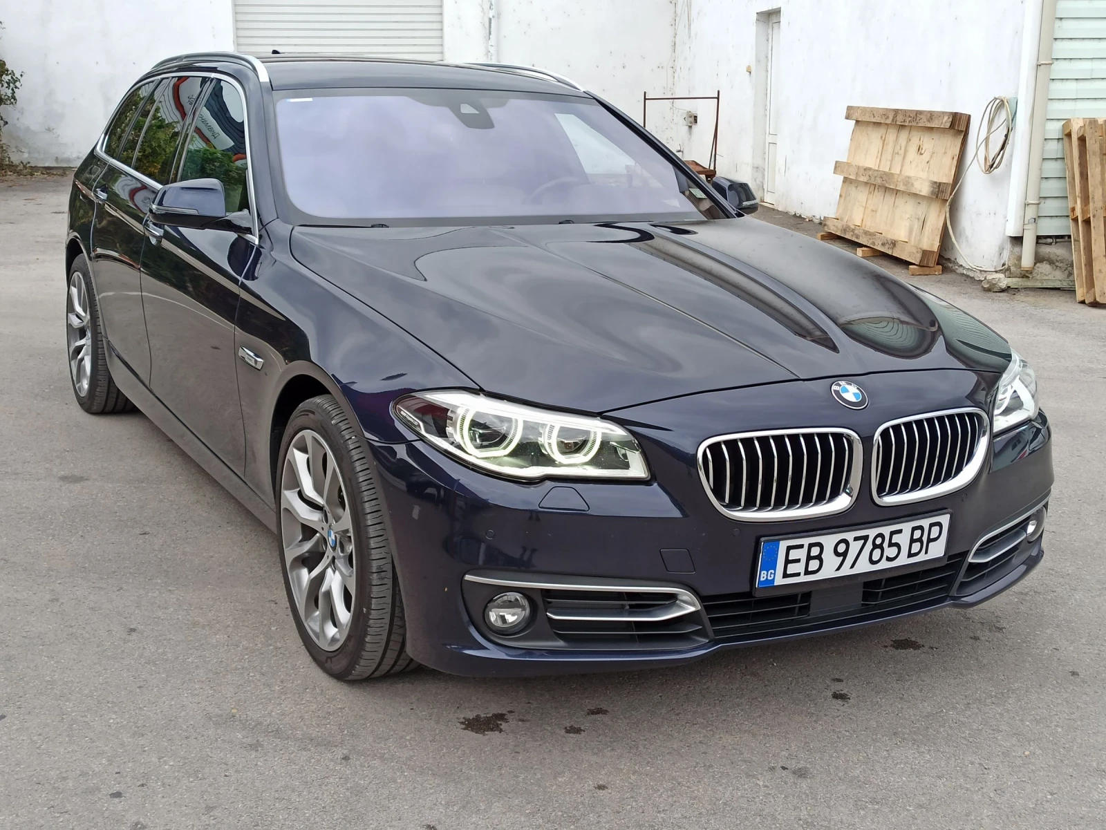 BMW 520 Facelift///Xdrive///Led - изображение 2