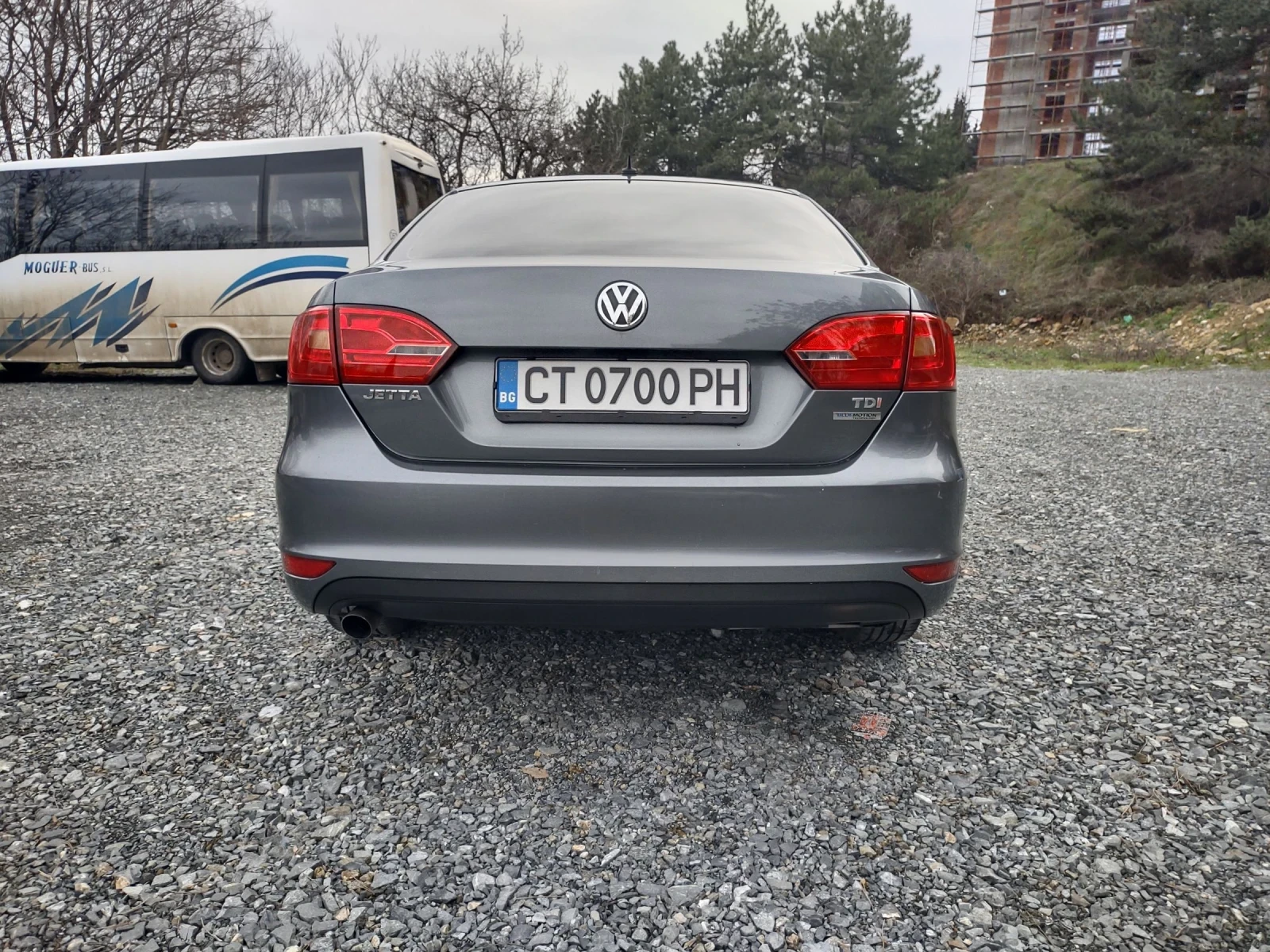 VW Jetta 1.6TDI Bluemotion manual - изображение 7