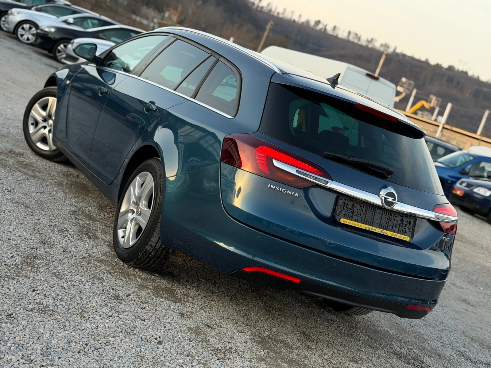 Opel Insignia 2.0CDTI 131кс АВТОМАТИК НАВИГАЦИЯ ПОДГРЕВ - изображение 4