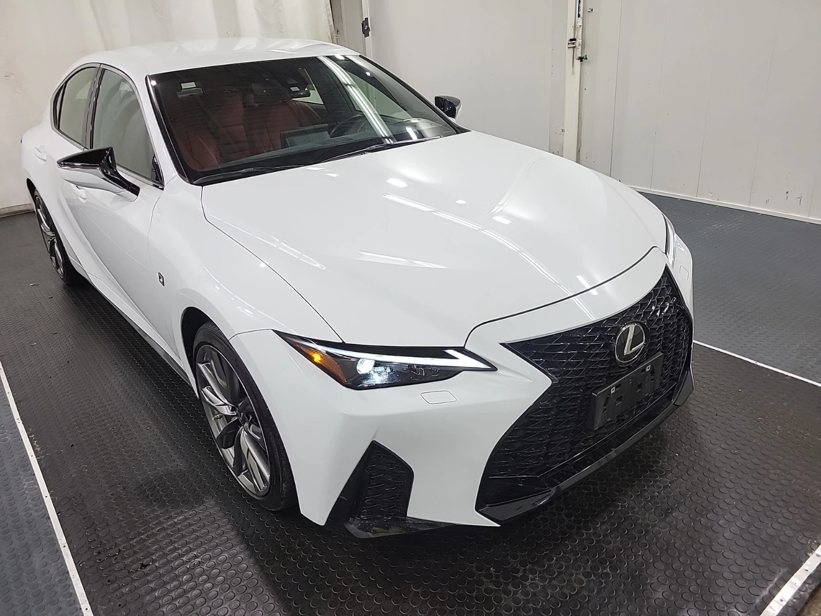 Lexus IS 300 F SPORT * ОБДУХВАНЕ * ДИСТРОНИК * БЕЗ ИНЦИДЕНТИ, снимка 3 - Автомобили и джипове - 53914533