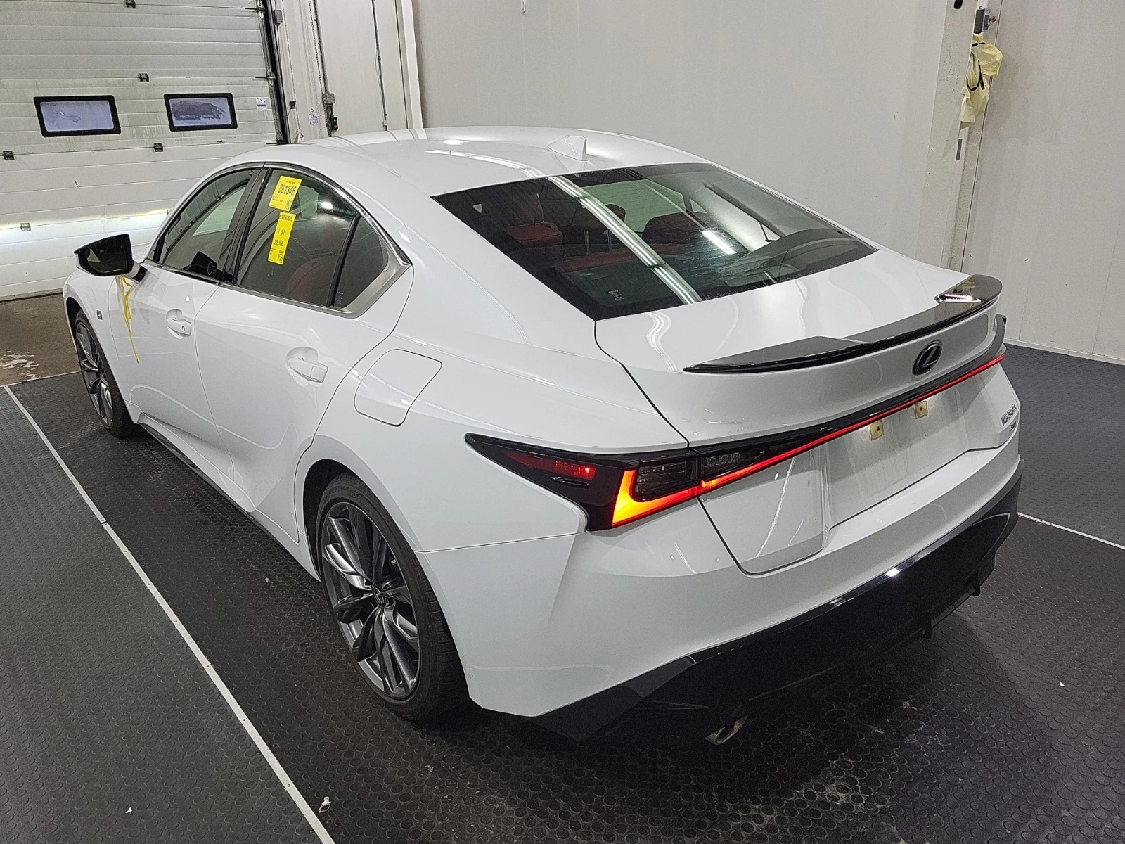 Lexus IS 300 F SPORT * ОБДУХВАНЕ * ДИСТРОНИК * БЕЗ ИНЦИДЕНТИ, снимка 6 - Автомобили и джипове - 53914533