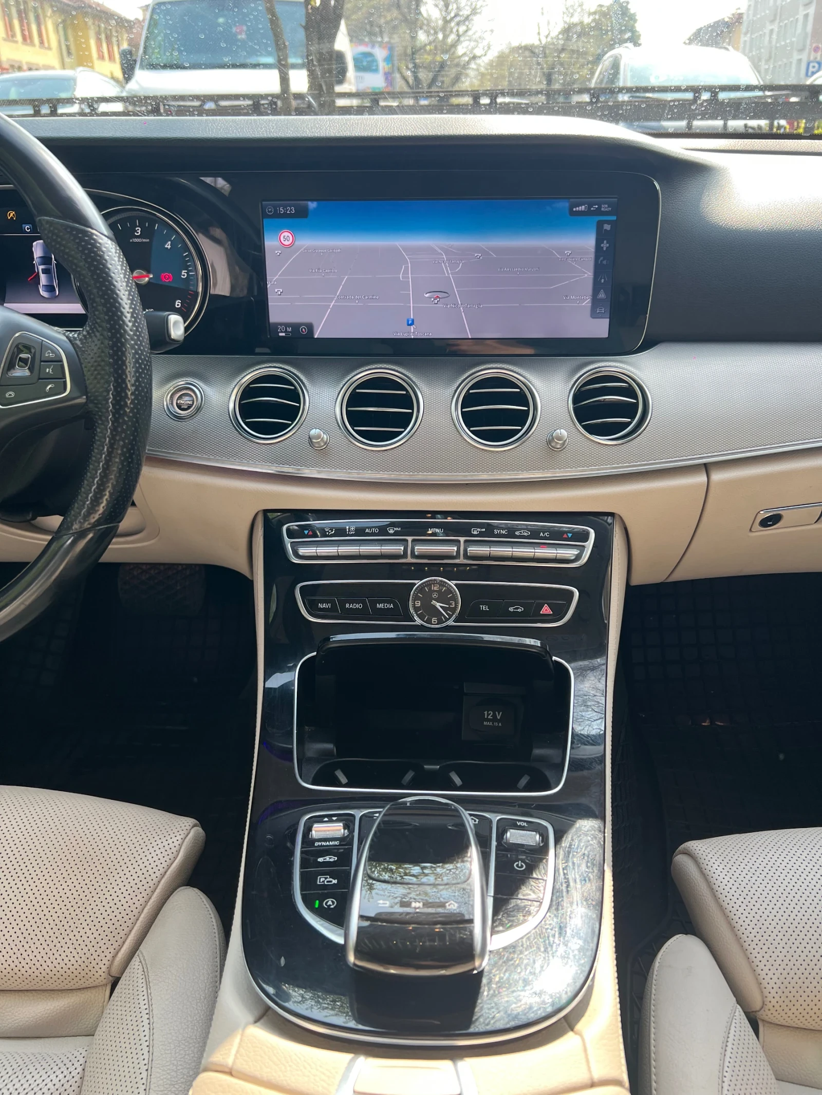 Mercedes-Benz E 220, снимка 7 - Автомобили и джипове - 53963467