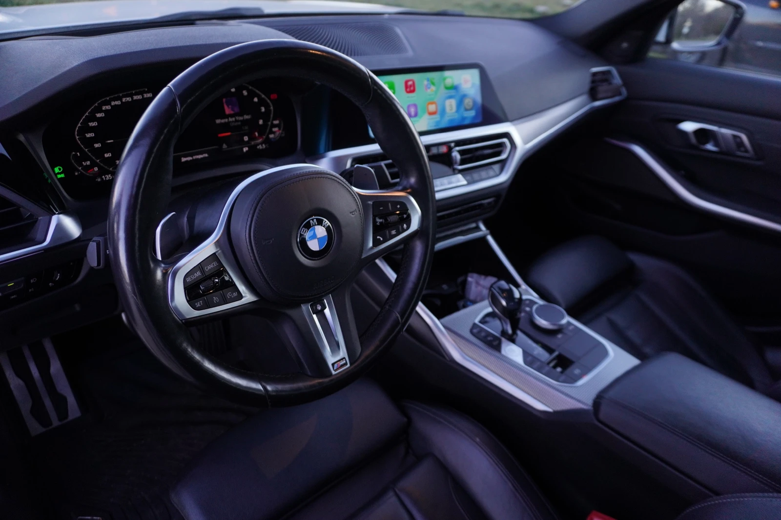 BMW 330 xDrive M-Sport, снимка 14 - Автомобили и джипове - 54094453