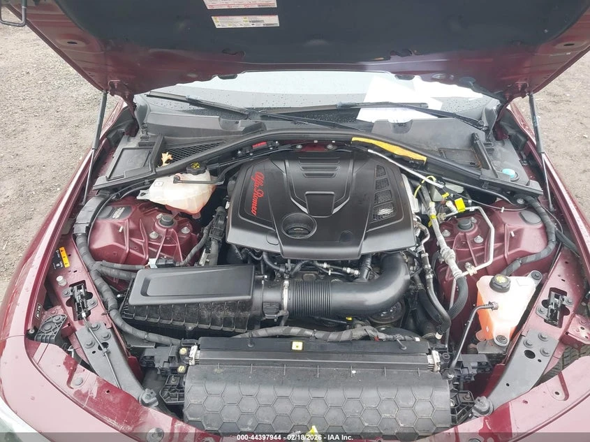 Alfa Romeo Giulia AWD, снимка 10 - Автомобили и джипове - 54185627