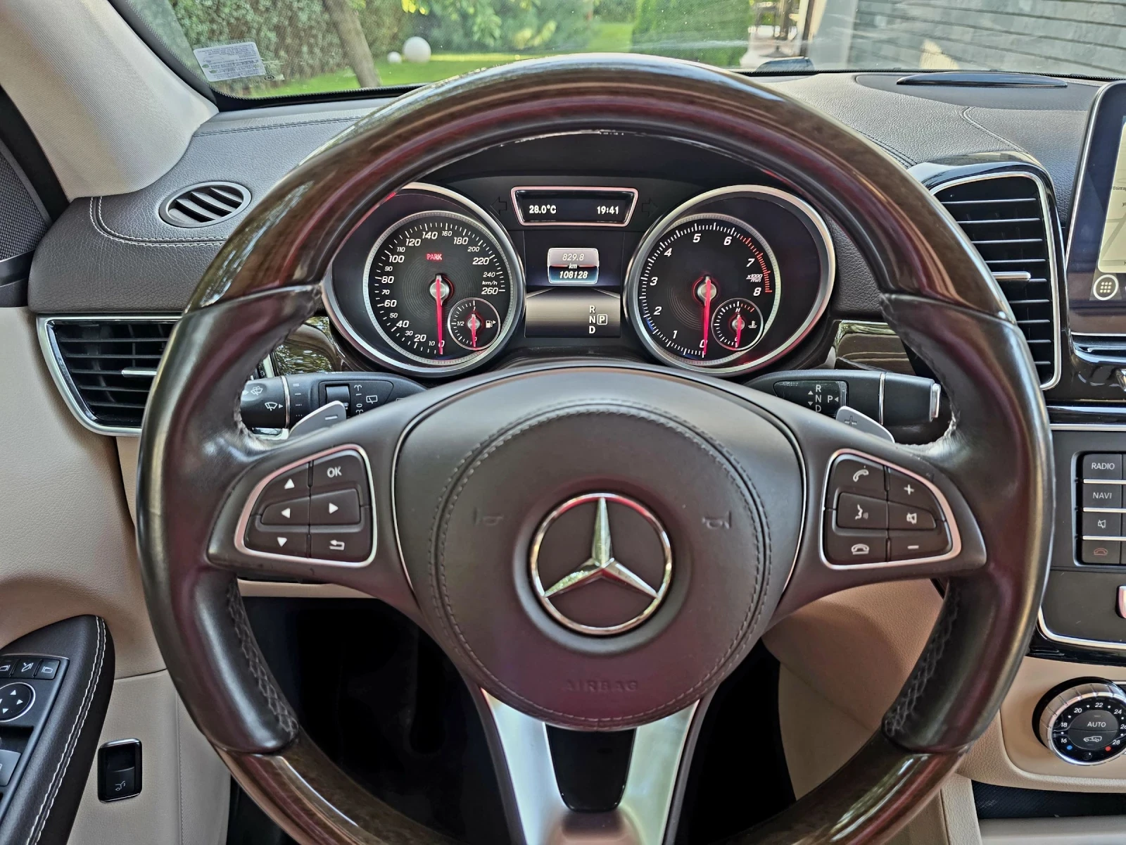 Mercedes-Benz GLS 450 V6 biturbo , снимка 10 - Автомобили и джипове - 54556016