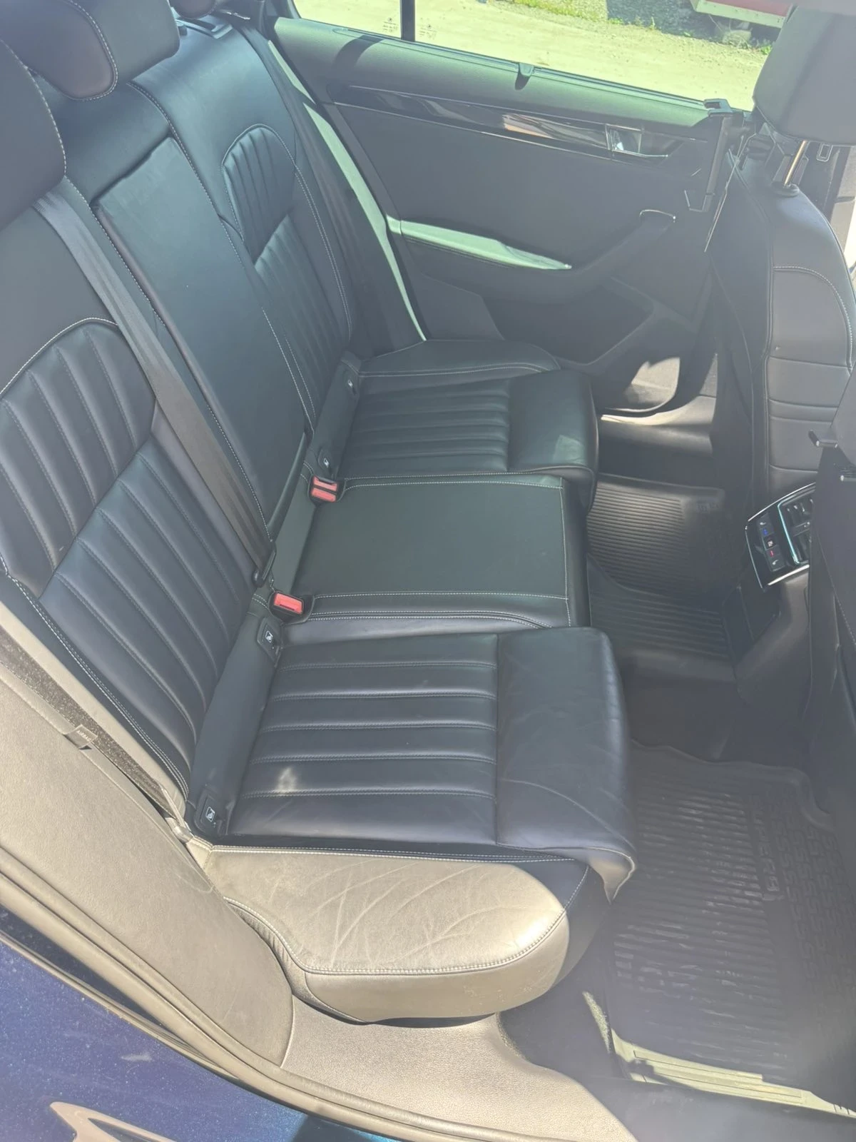 Skoda Superb, снимка 11 - Автомобили и джипове - 54998383