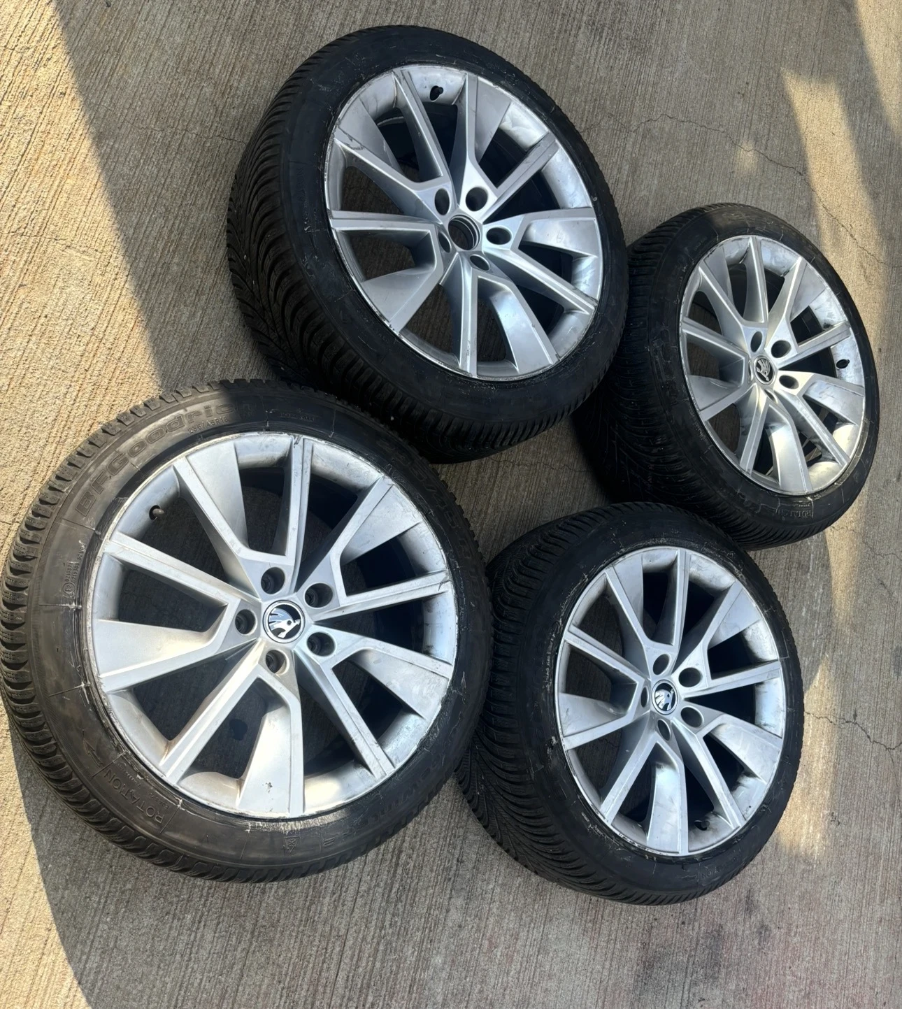 Skoda Superb, снимка 15 - Автомобили и джипове - 54998383