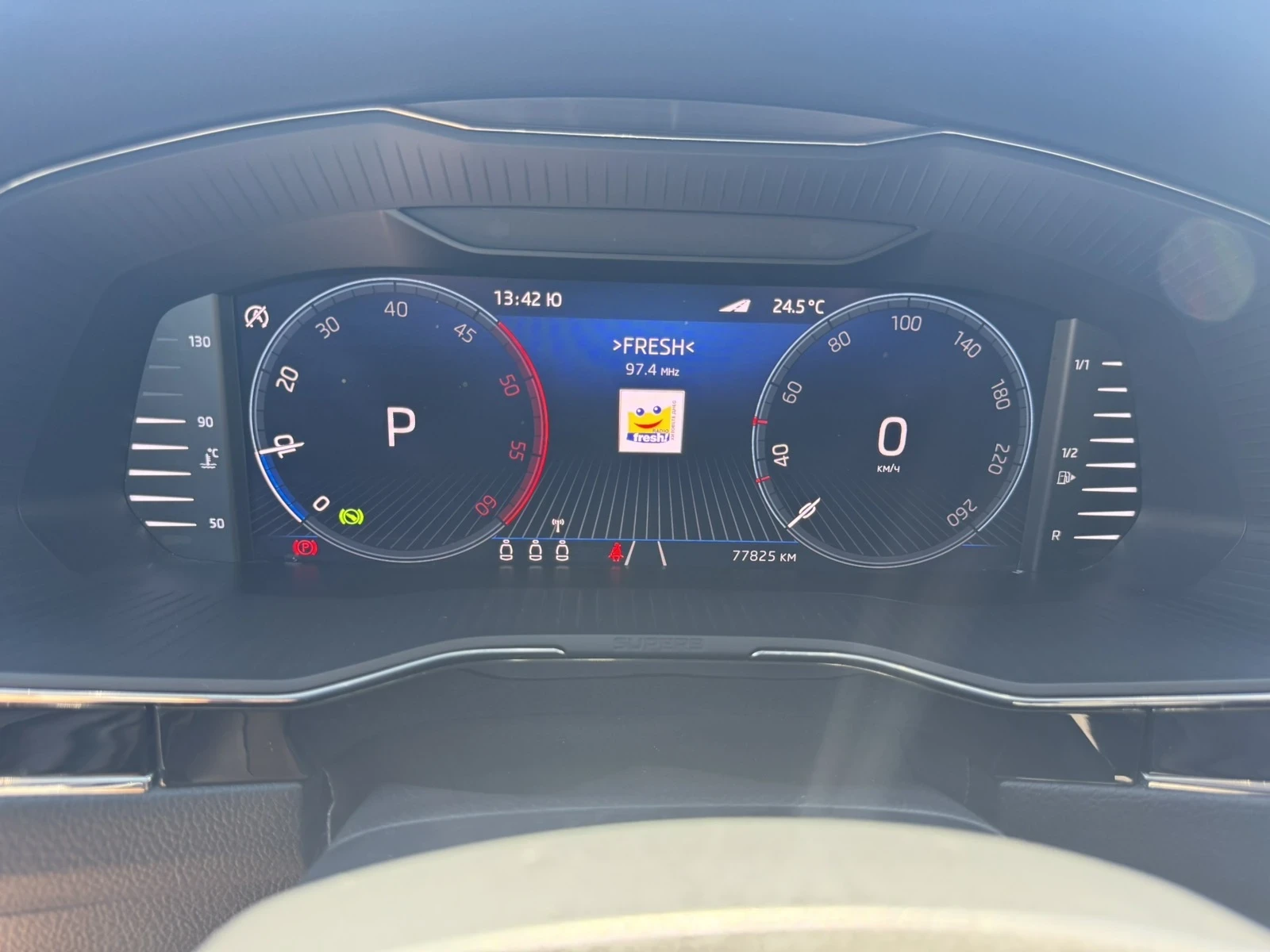 Skoda Superb, снимка 13 - Автомобили и джипове - 54998383