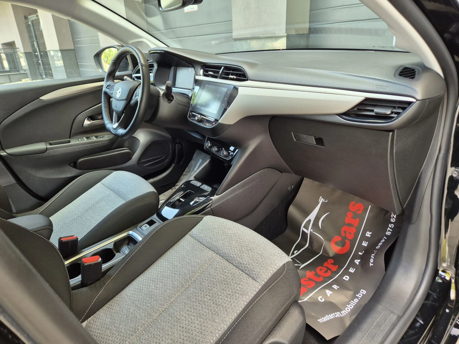 Opel Corsa, снимка 10 - Автомобили и джипове - 55353509