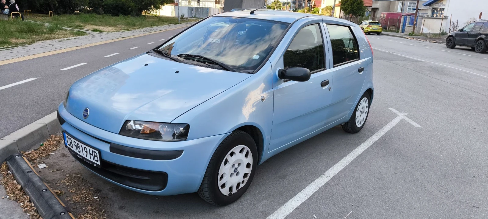 Fiat Punto 1.2 16V, снимка 2 - Автомобили и джипове - 55417331