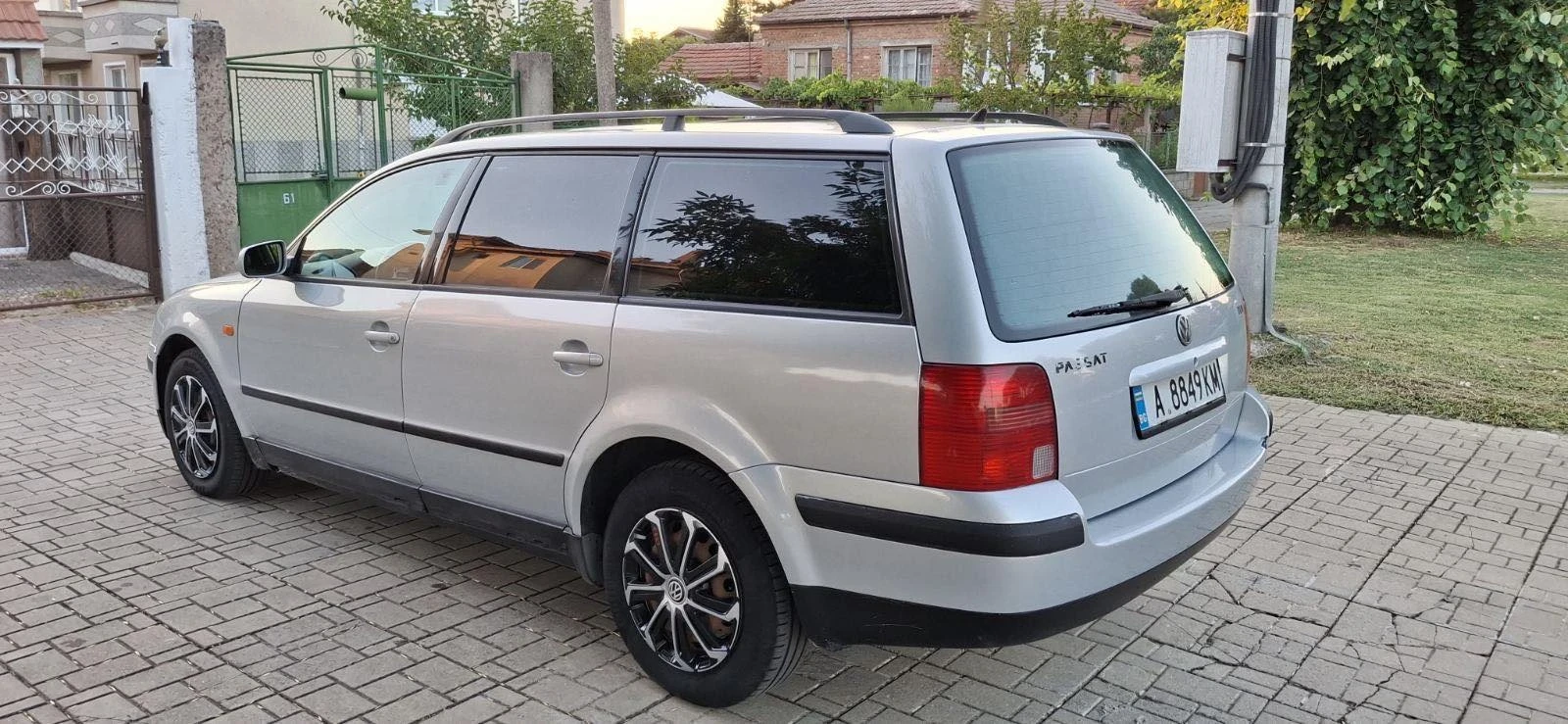 VW Passat 1.9TDI , снимка 2 - Автомобили и джипове - 55570666
