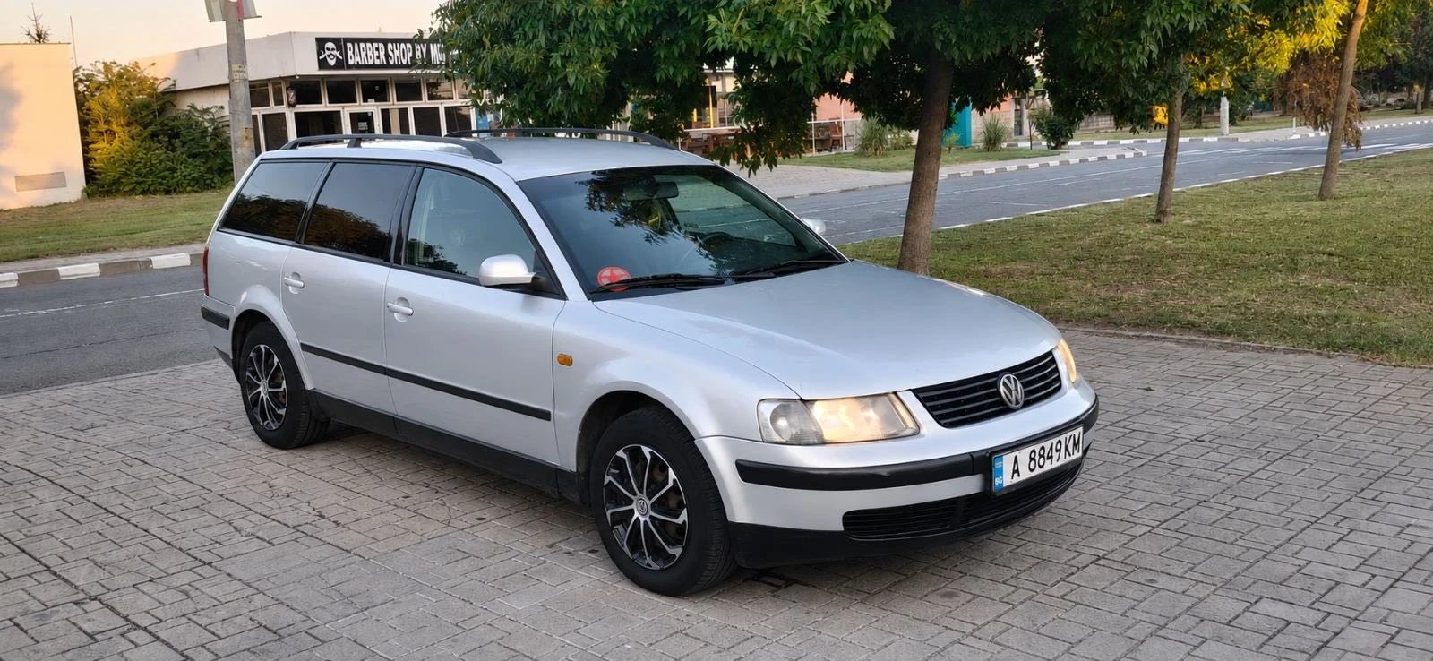 VW Passat 1.9TDI , снимка 4 - Автомобили и джипове - 55570666