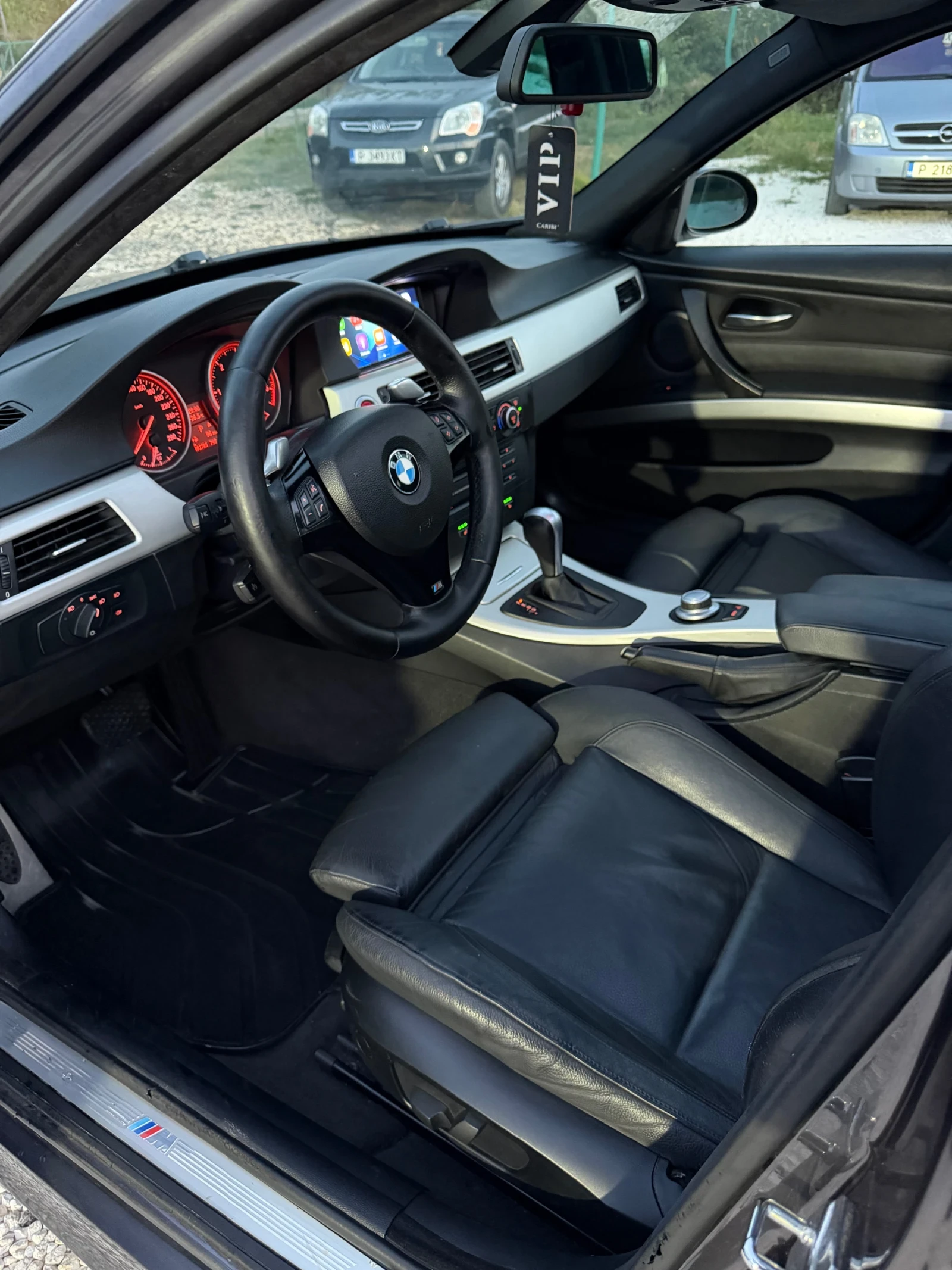 BMW 335 D / M-Packet / PANORAMA, снимка 11 - Автомобили и джипове - 55943747