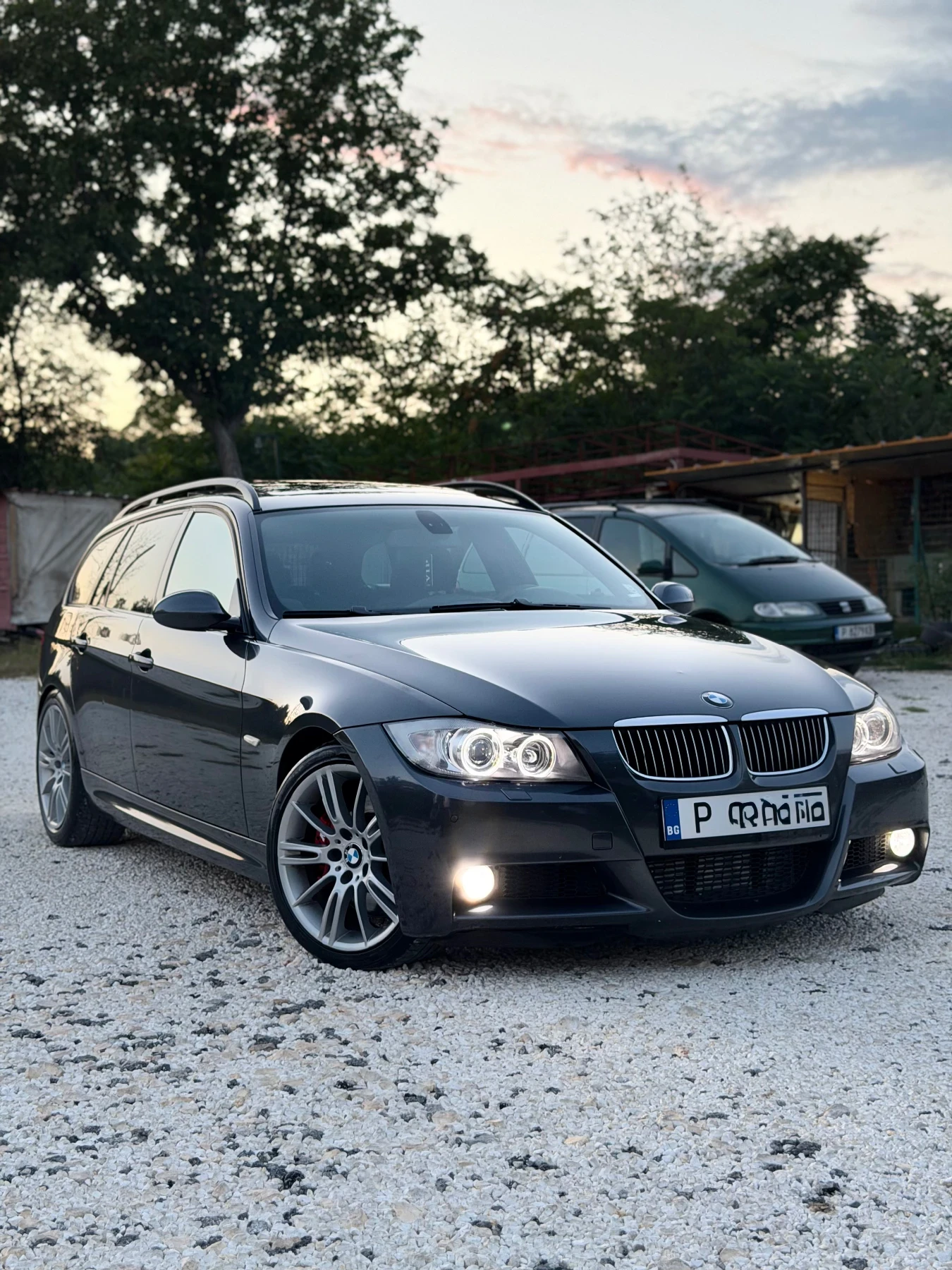 BMW 335 D / M-Packet / PANORAMA, снимка 3 - Автомобили и джипове - 55943747
