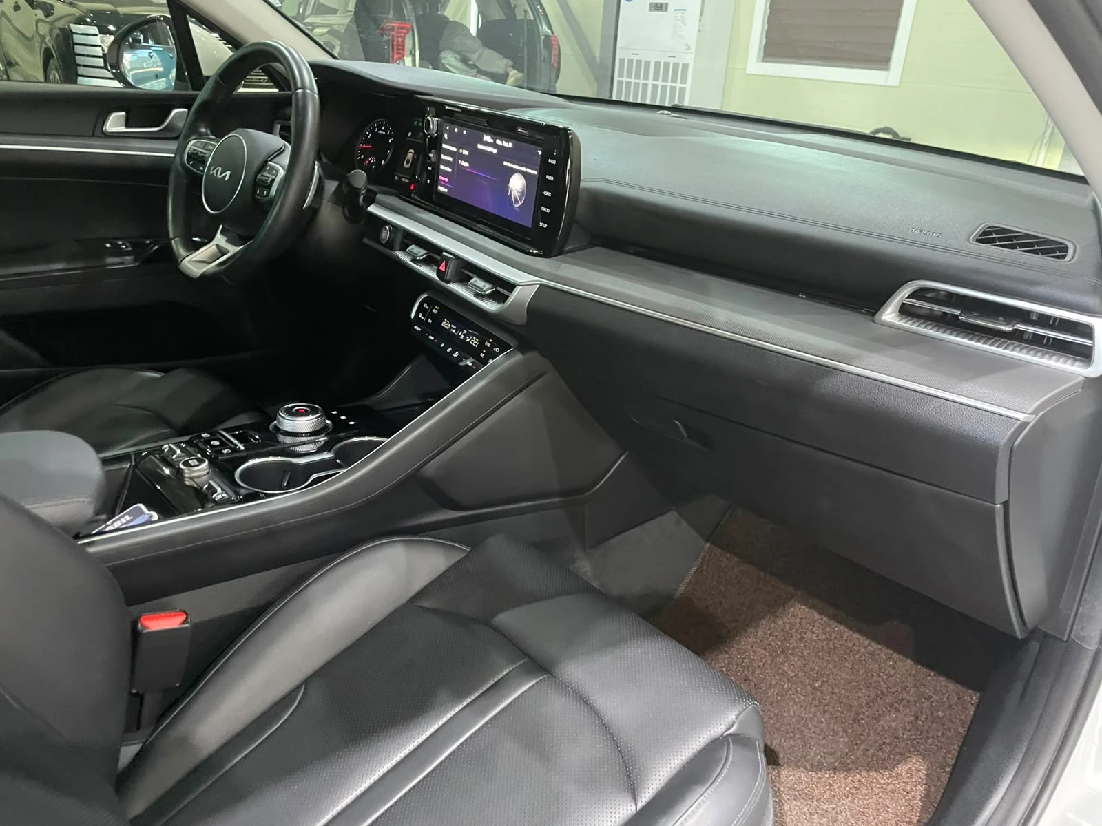 Kia K5 2.0 LPG ! Trendy !, снимка 10 - Автомобили и джипове - 56209283