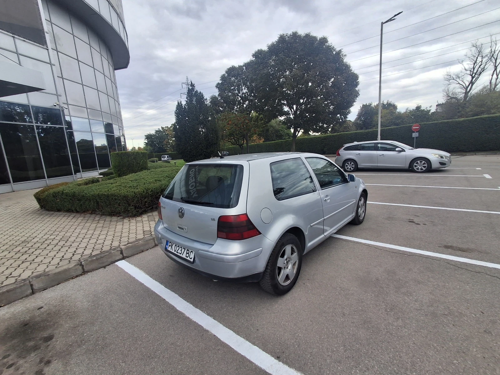 VW Golf, снимка 4 - Автомобили и джипове - 56431839