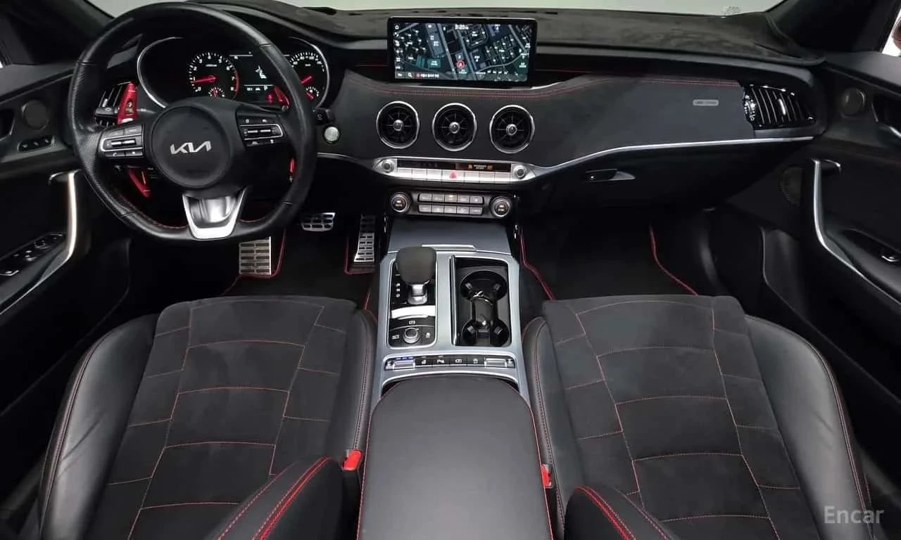 Kia Stinger, снимка 9 - Автомобили и джипове - 56688584