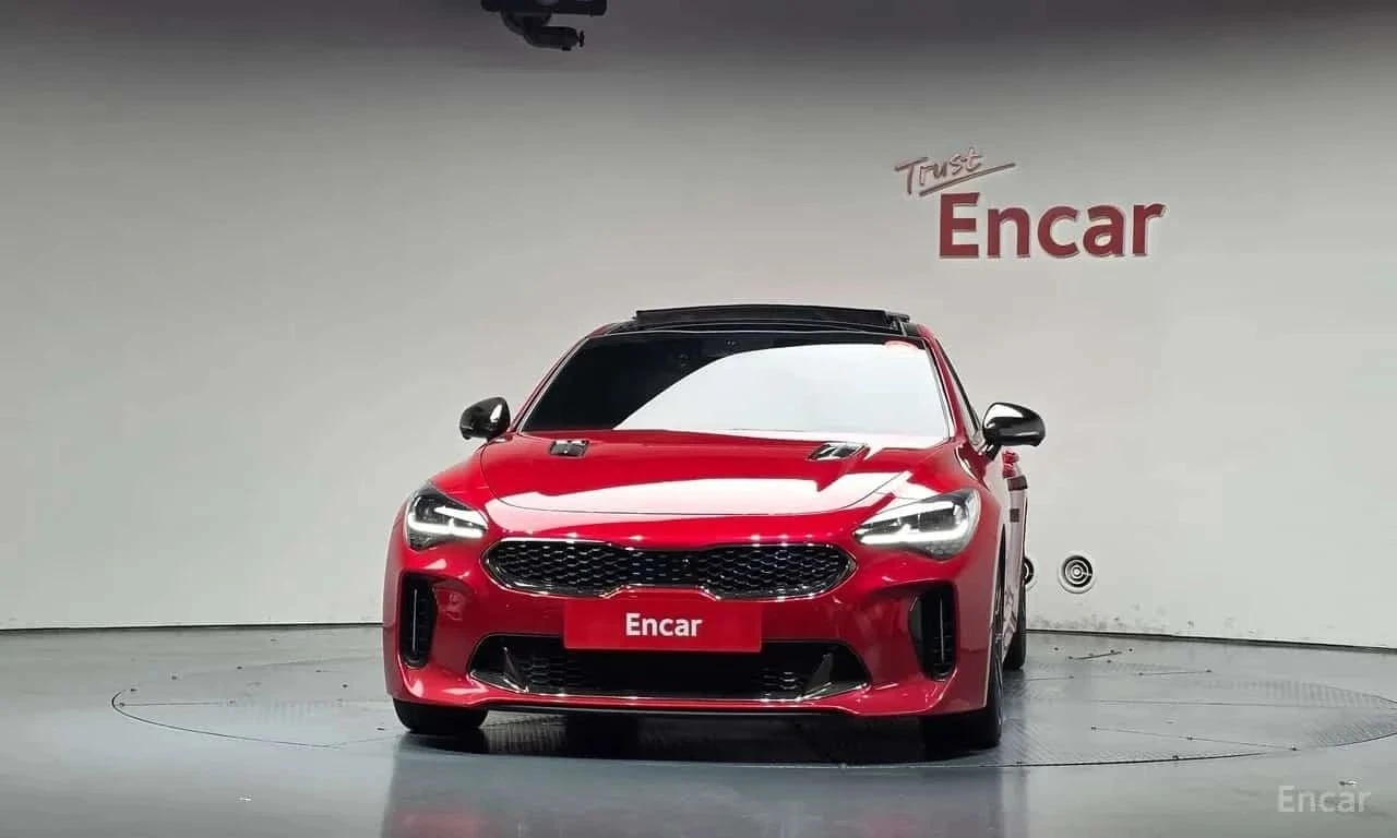 Kia Stinger, снимка 3 - Автомобили и джипове - 56688584