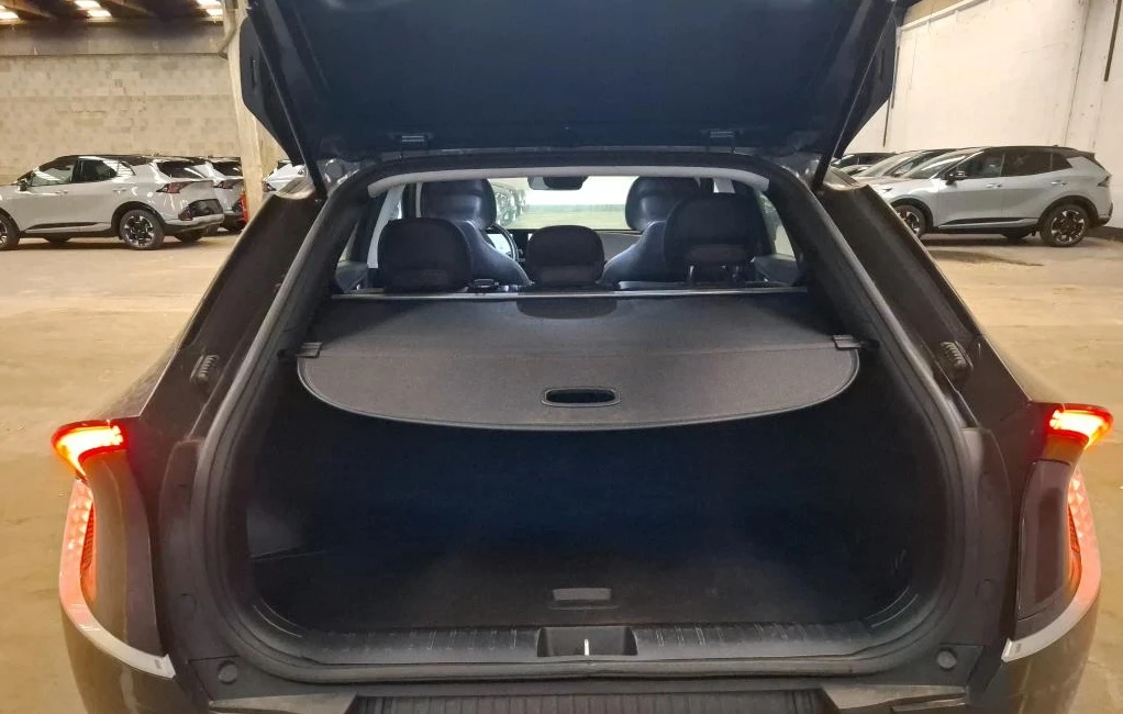 Kia EV6 Long Range LED Camera Leather Navi Ambient, снимка 12 - Автомобили и джипове - 56718106