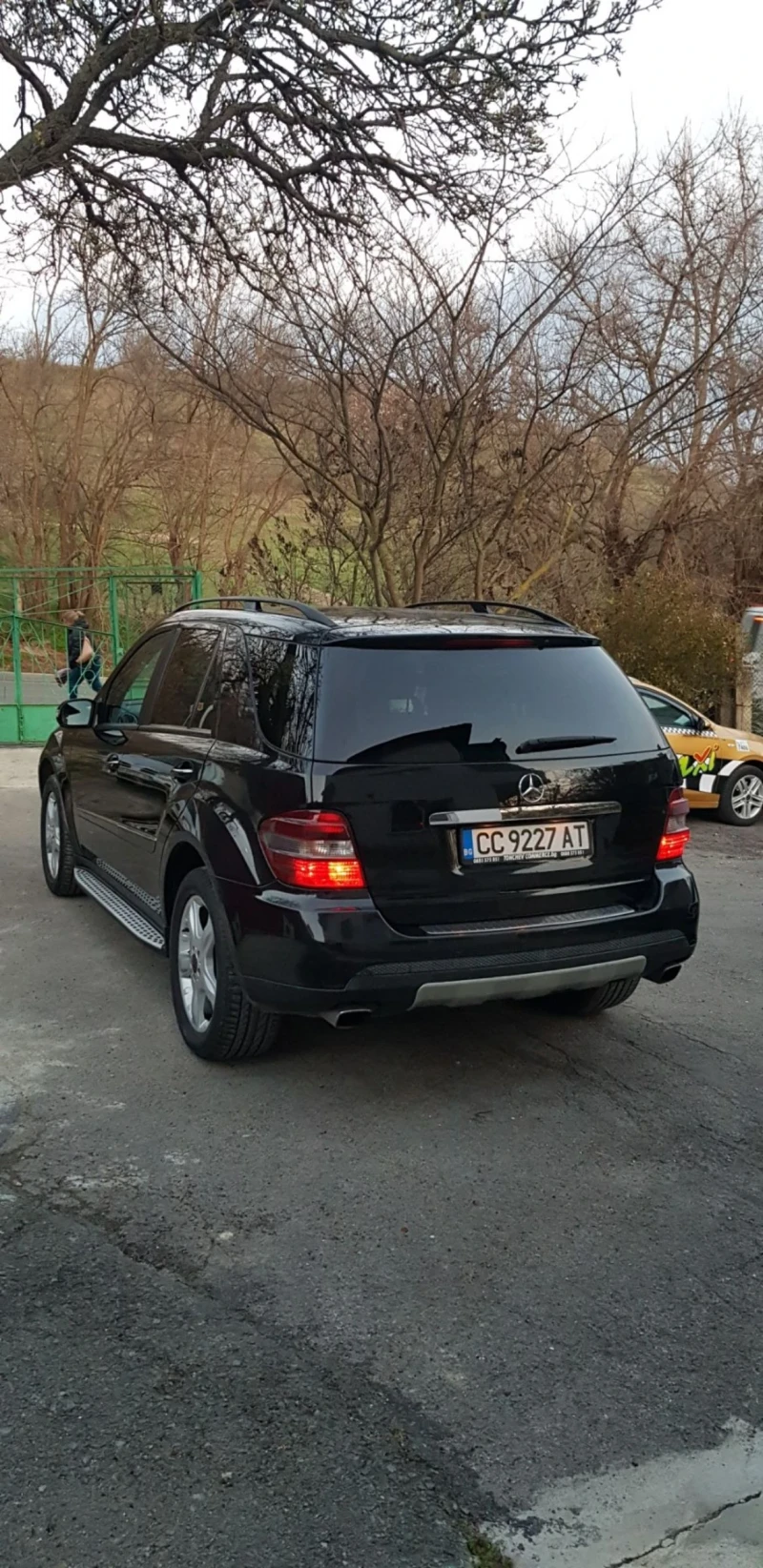 Mercedes-Benz ML 320 4 matic, снимка 4 - Автомобили и джипове - 49589940