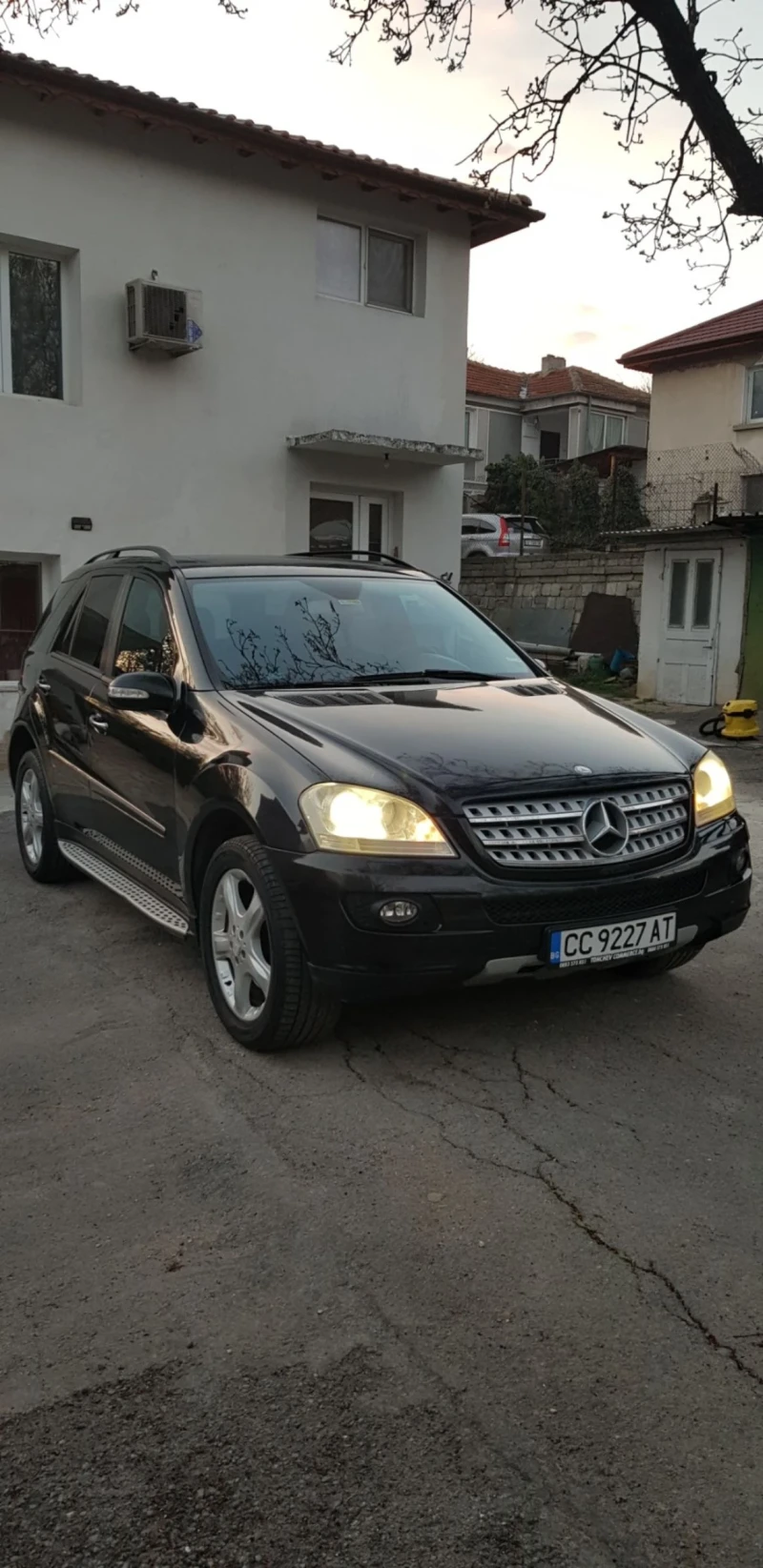 Mercedes-Benz ML 320 4 matic, снимка 1 - Автомобили и джипове - 49589940