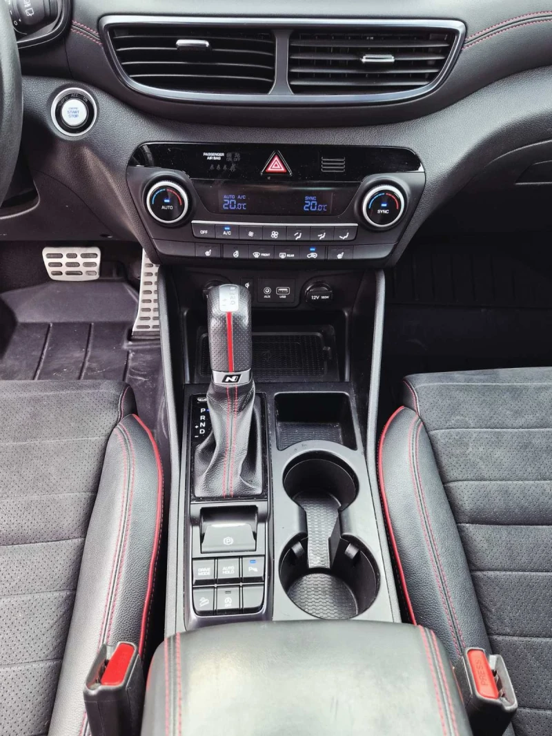 Hyundai Tucson N line, снимка 12 - Автомобили и джипове - 52596489