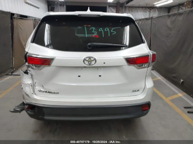 Toyota Highlander XLE FWD, снимка 7 - Автомобили и джипове - 48697181