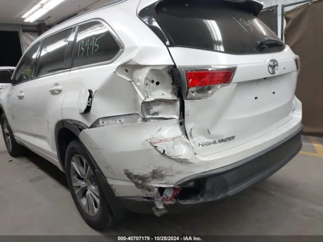 Toyota Highlander XLE FWD, снимка 8 - Автомобили и джипове - 48697181