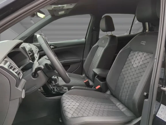 VW T-Cross 1.5 TSI = R-Line = Гаранция - изображение 6