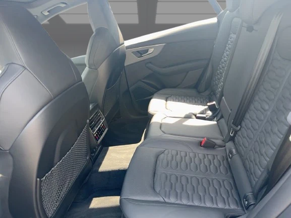 Audi RSQ8 Performance = Black Optic Plus = Гаранция, снимка 14 - Автомобили и джипове - 56208142