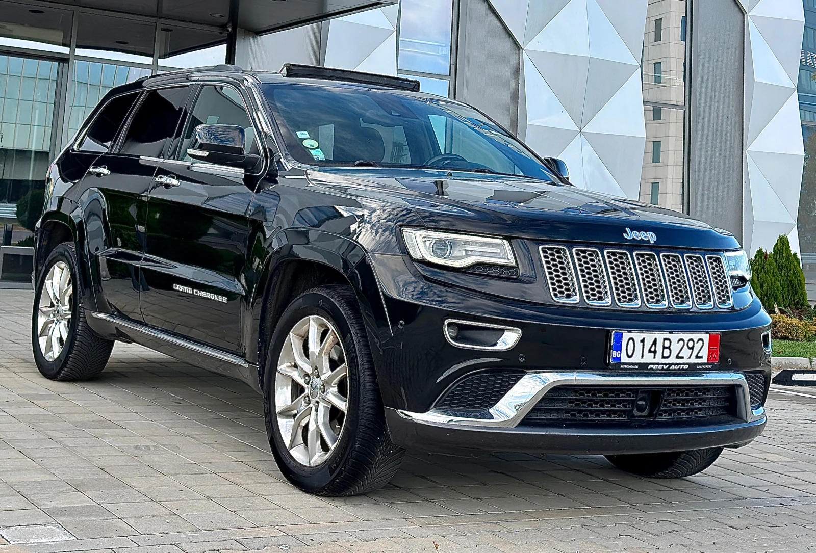 Jeep Grand cherokee  - изображение 3