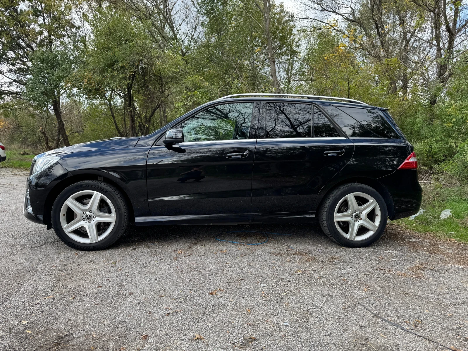 Mercedes-Benz ML 250 AMG Лед Пружини Панорама - изображение 3