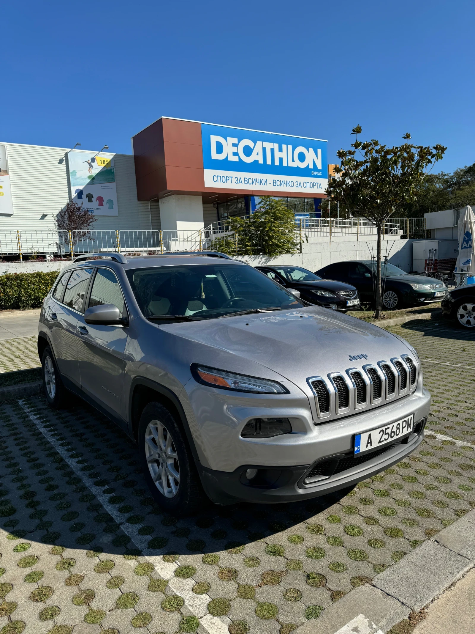 Jeep Cherokee 2.4 ГАЗ 4х4, като нова 50 000 км | Mobile.bg — изображение 1