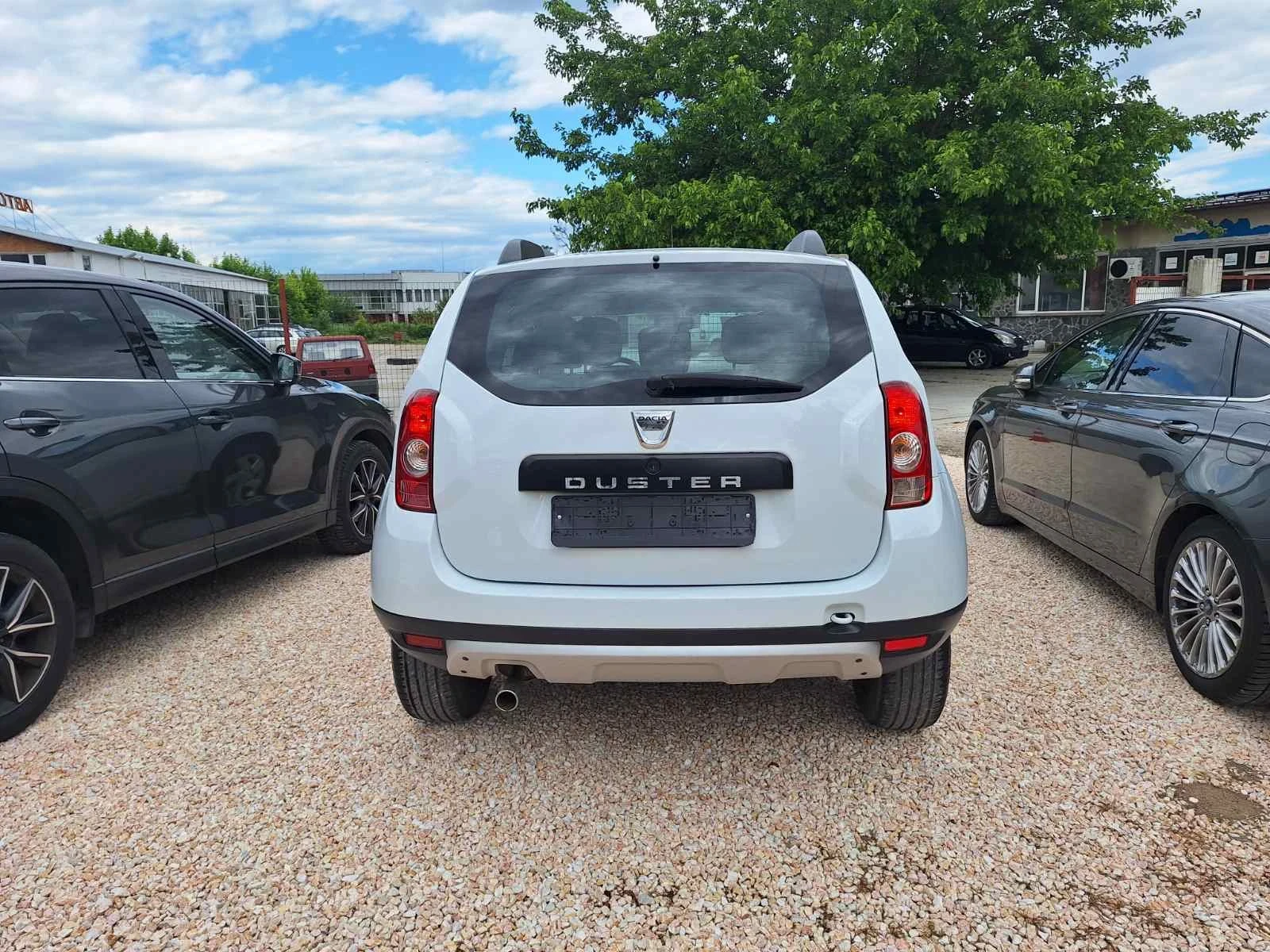Dacia Duster 1.6i Бензин + Газ - изображение 5
