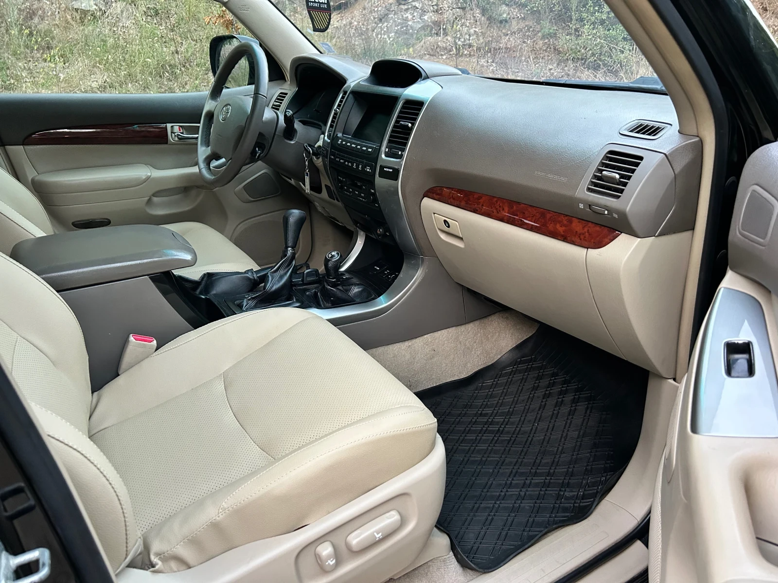 Toyota Land cruiser 3.0 D4D Luxury - изображение 8