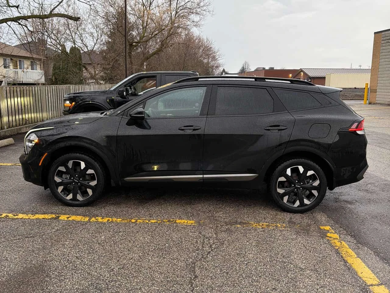 Kia Sportage * X Line * 2 КЛЮЧА * ПОДГРЕВ * ПАМЕТ, снимка 2 - Автомобили и джипове - 54214587