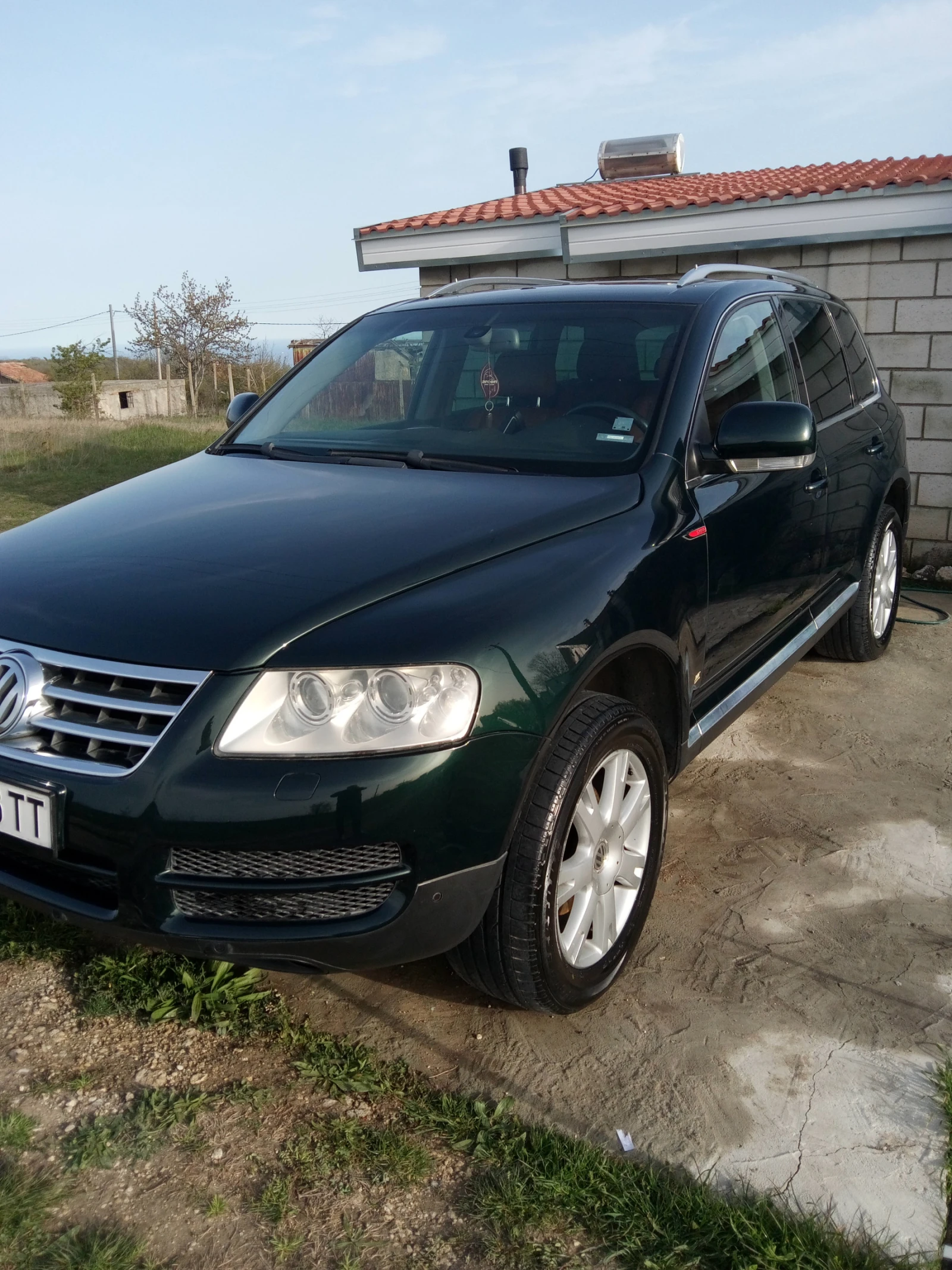 VW Touareg, снимка 2 - Автомобили и джипове - 54238605