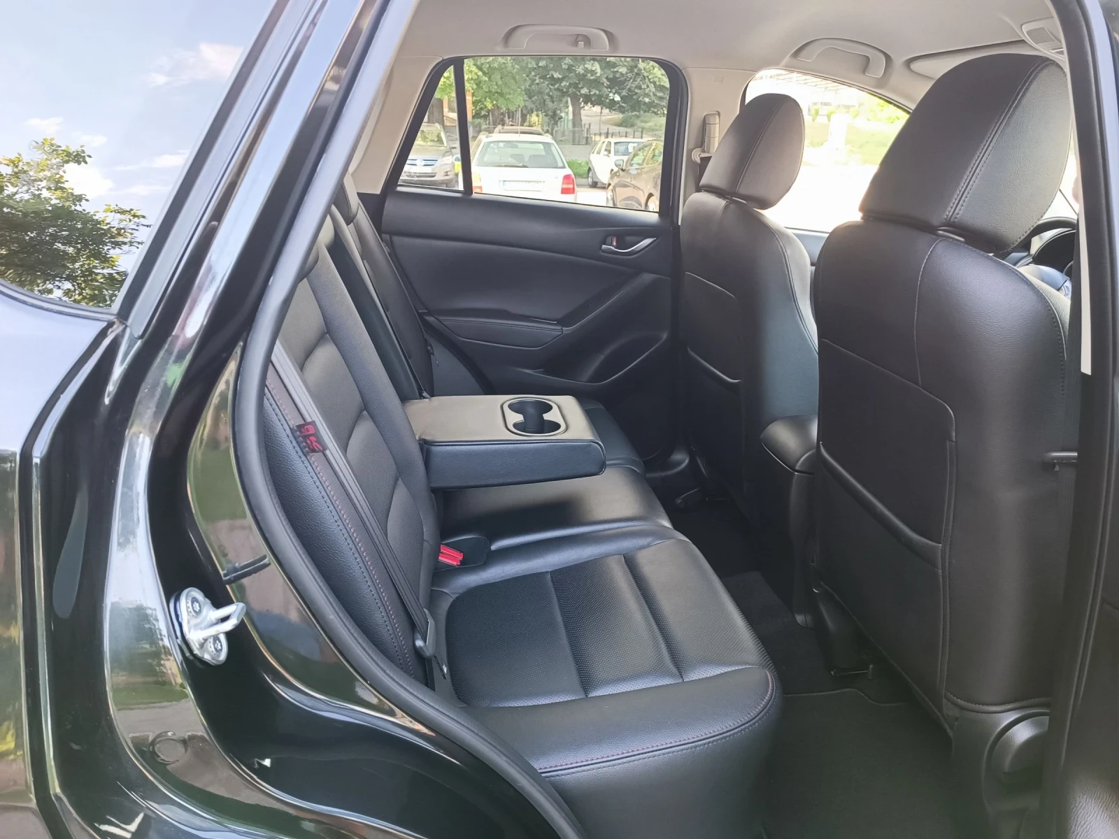 Mazda CX-5 2.0i-160кс-ШВЕЙЦАРИЯ-АВТОМАТ-4Х4-KEYLES-REVOLUTION, снимка 11 - Автомобили и джипове - 54731684