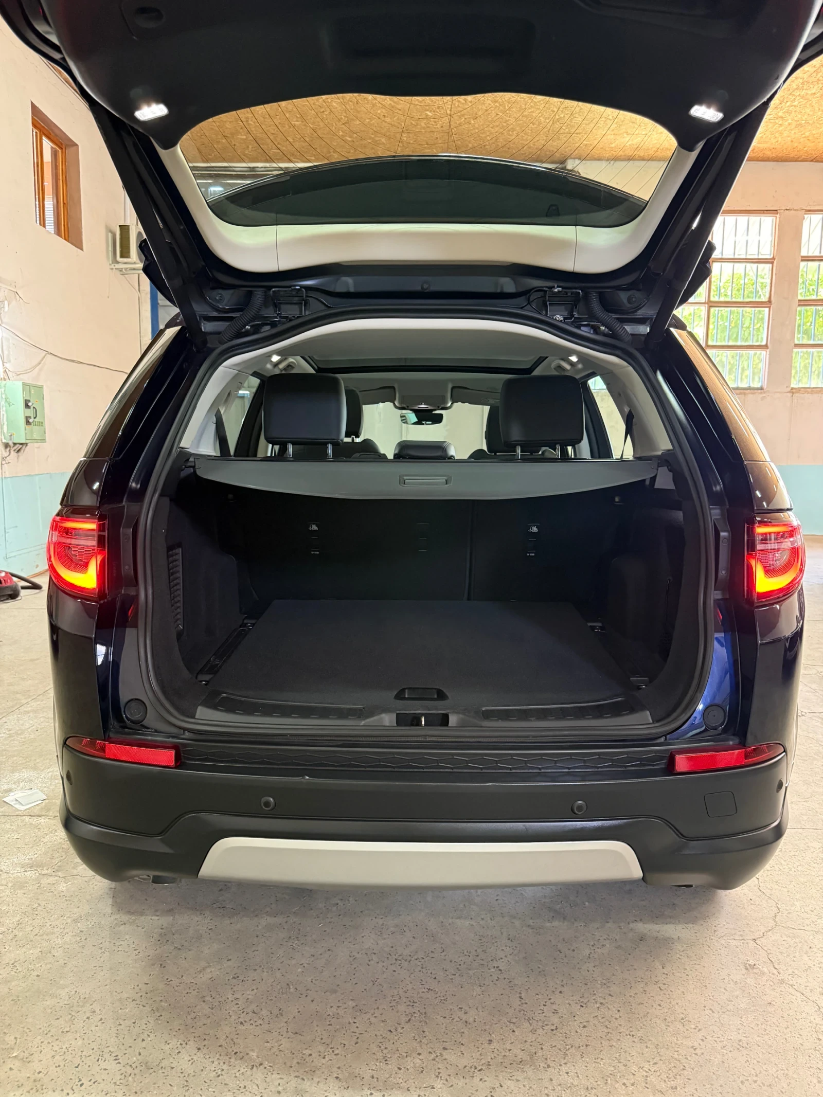 Land Rover Discovery Sport PHEV 309 �.�. 4x4 67 000 �� �������� �� 2029 �. | Mobile.bg � ����������� 15